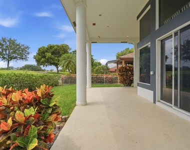 1716 Nw 124th Way - Photo Thumbnail 3