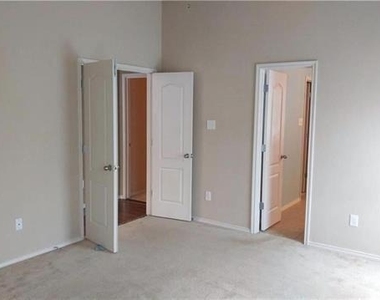 8512 Minturn Drive - Photo Thumbnail 17