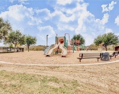 8512 Minturn Drive - Photo Thumbnail 30