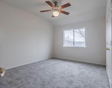 7025 Michael Drive - Photo Thumbnail 19