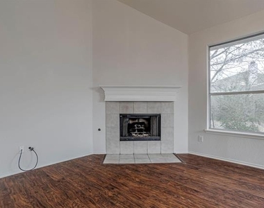 7025 Michael Drive - Photo Thumbnail 10