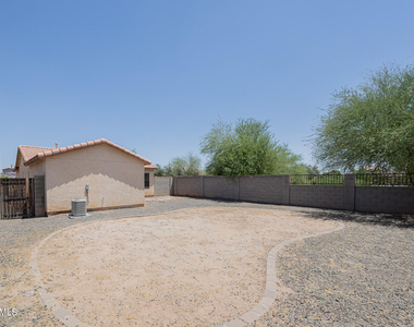 6413 W Elwood Street - Photo Thumbnail 21