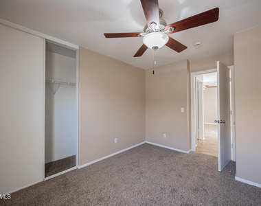 6413 W Elwood Street - Photo Thumbnail 13