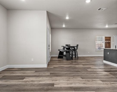 850 E Harvey Avenue - Photo Thumbnail 8