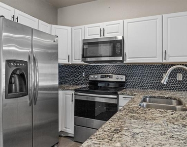 850 E Harvey Avenue - Photo Thumbnail 2