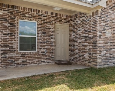 850 E Harvey Avenue - Photo Thumbnail 1