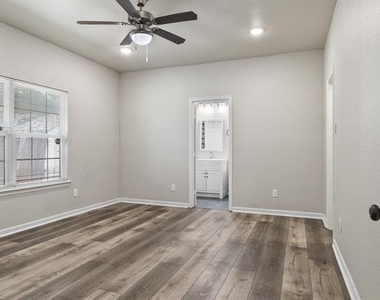 850 E Harvey Avenue - Photo Thumbnail 12