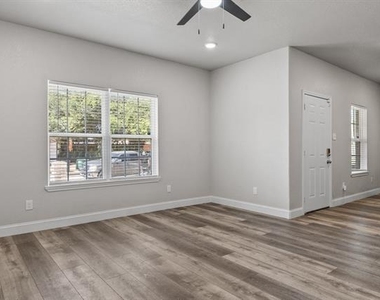 850 E Harvey Avenue - Photo Thumbnail 6
