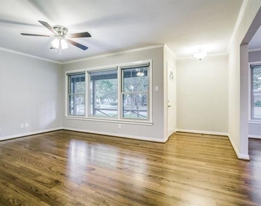 9210 San Fernando Way - Photo Thumbnail 2