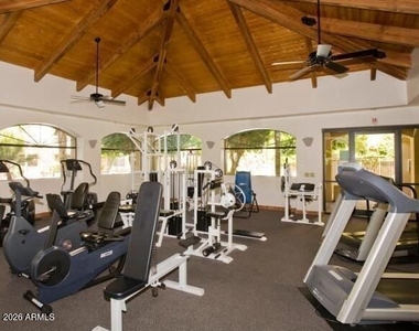 5104 N 32nd Street - Photo Thumbnail 7