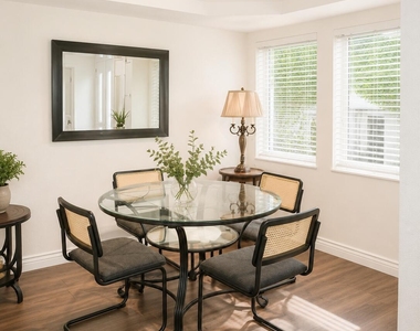5104 N 32nd Street - Photo Thumbnail 4