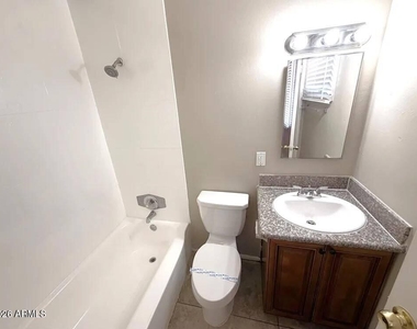 5318 W Windsor Ave, Way - Photo Thumbnail 4