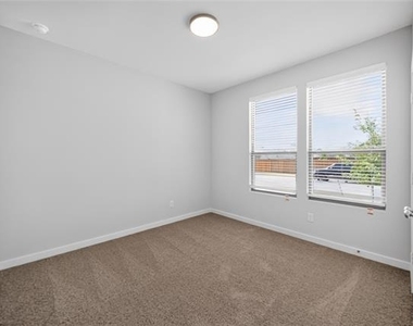 3508 Brazos Drive - Photo Thumbnail 4