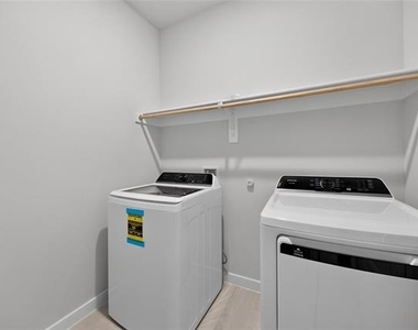 3508 Brazos Drive - Photo Thumbnail 17
