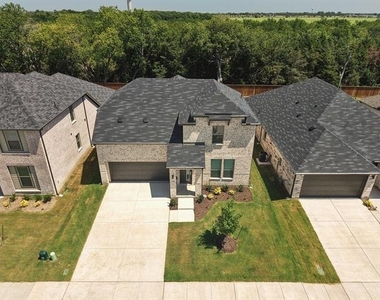 3508 Brazos Drive - Photo Thumbnail 32