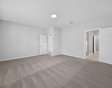3508 Brazos Drive - Photo Thumbnail 18