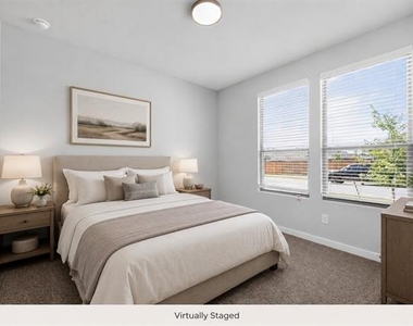 3508 Brazos Drive - Photo Thumbnail 6
