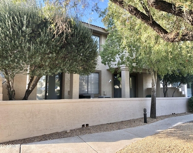 11515 N 91st Street - Photo Thumbnail 23