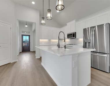 2650 Bechtol Street - Photo Thumbnail 9