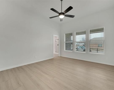 2650 Bechtol Street - Photo Thumbnail 14