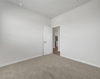 2650 Bechtol Street - Photo Thumbnail 20