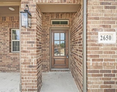 2650 Bechtol Street - Photo Thumbnail 3