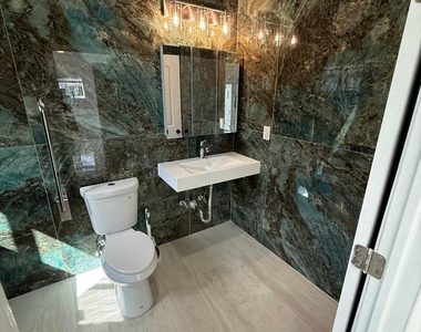 6319 Southgate Boulevard - Photo Thumbnail 13
