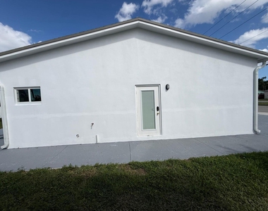 6319 Southgate Boulevard - Photo Thumbnail 37
