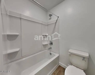 4536 S 98th Ln Street - Photo Thumbnail 4