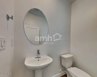 4536 S 98th Ln Street - Photo Thumbnail 6