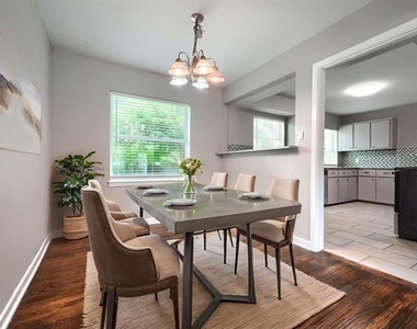 10628 Benbrook Drive - Photo Thumbnail 3