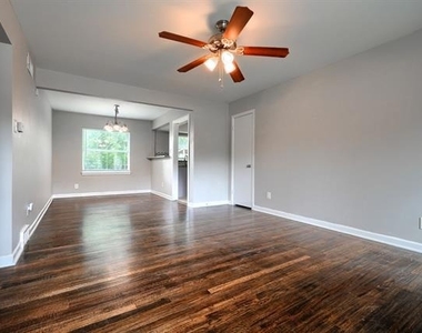 10628 Benbrook Drive - Photo Thumbnail 10