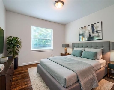 10628 Benbrook Drive - Photo Thumbnail 13