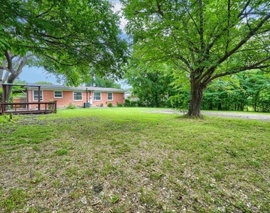 10628 Benbrook Drive - Photo Thumbnail 26