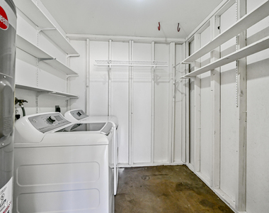 1252 E El Parque Drive - Photo Thumbnail 21