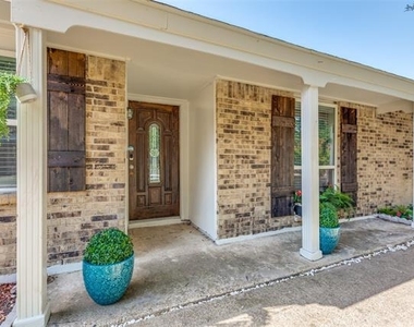 1300 Pioneer Lane - Photo Thumbnail 3