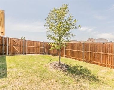 1000 S Hill Drive - Photo Thumbnail 34