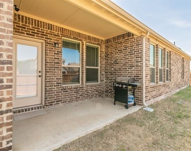 1000 S Hill Drive - Photo Thumbnail 32