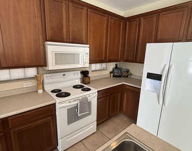 3899 S Cricket Drive - Photo Thumbnail 7