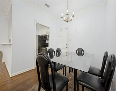 5907 Hillcrest Avenue - Photo Thumbnail 6