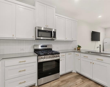 605 Friendswood - Photo Thumbnail 10
