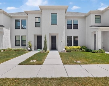 605 Friendswood - Photo Thumbnail 1