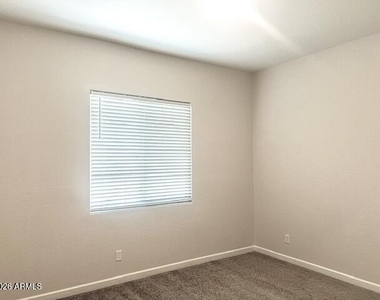 21730 E Caldwells Court - Photo Thumbnail 23
