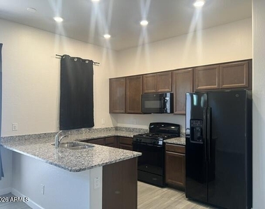 21730 E Caldwells Court - Photo Thumbnail 20
