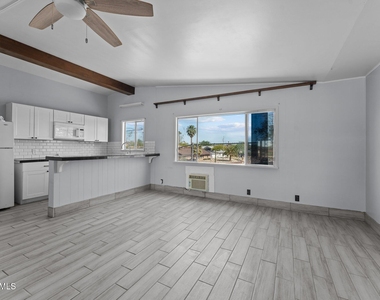 692 W Wickenburg Way - Photo Thumbnail 2