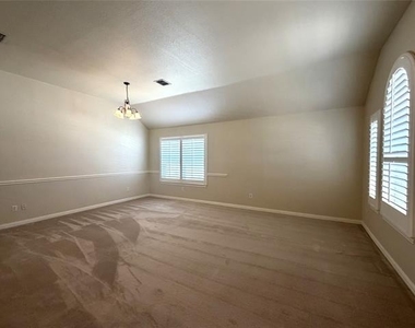 314 Shire - Photo Thumbnail 4