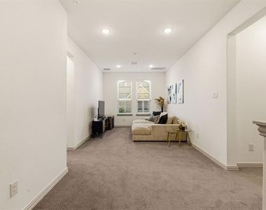3720 Dutchess Drive - Photo Thumbnail 16