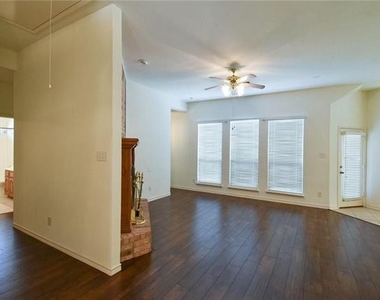 1316 Marwood Court - Photo Thumbnail 2