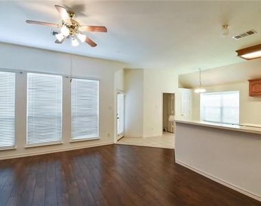 1316 Marwood Court - Photo Thumbnail 5