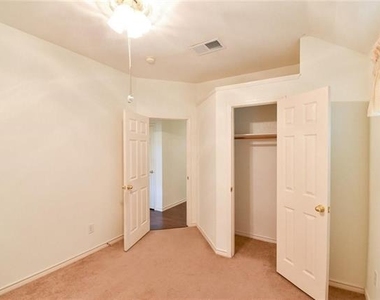 1316 Marwood Court - Photo Thumbnail 20